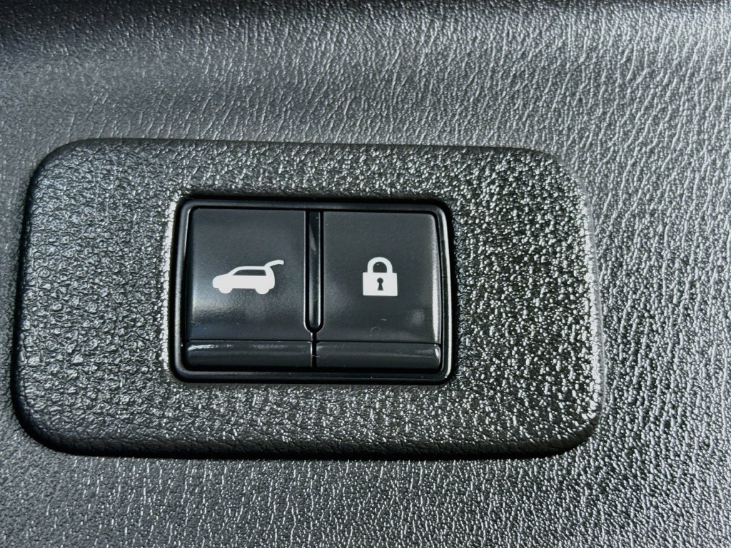 Certified 2022 Nissan Armada SL AWD/4WD image 31