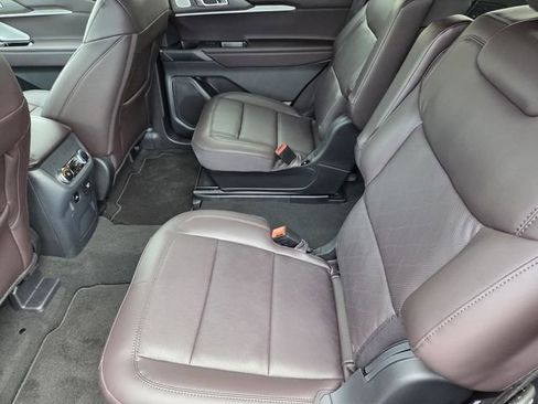 New 2026 Ford Explorer Platinum RWD image 33