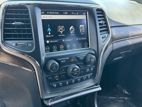 Used 2018 Jeep Grand Cherokee High Altitude RWD image 28