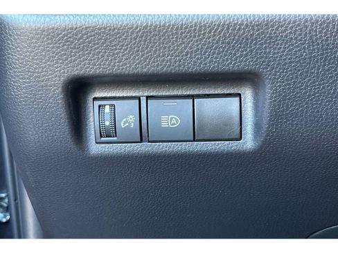 Used 2024 Toyota RAV4 XLE image 38