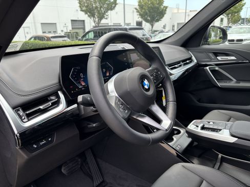 New 2027 BMW X1 xDrive28i AWD/4WD image 17