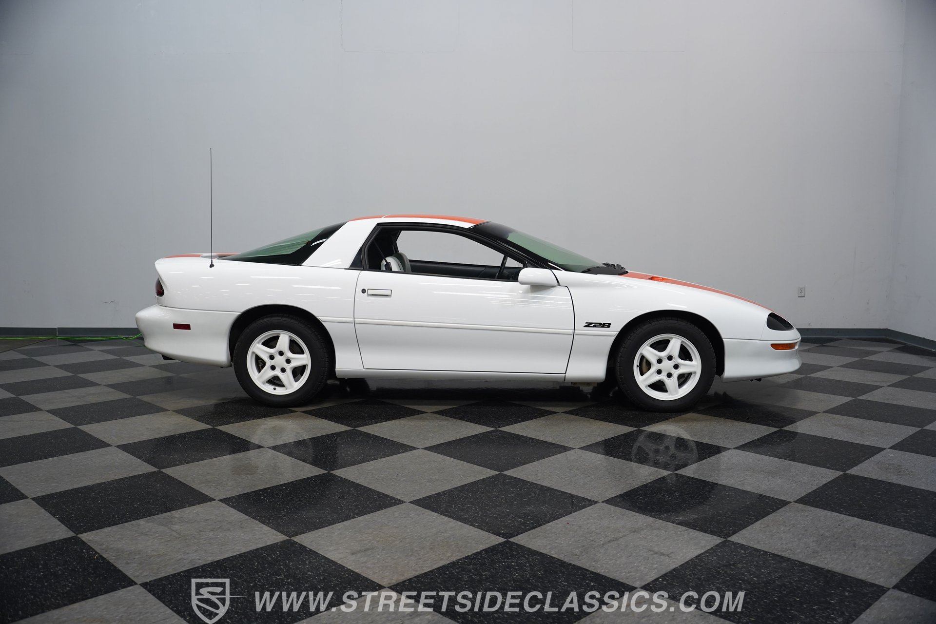 Used 1997 Chevrolet Camaro Z28 w/ Preferred Equipment Group 2 RWD image 15