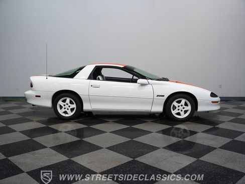 Used 1997 Chevrolet Camaro Z28 w/ Preferred Equipment Group 2 RWD image 15