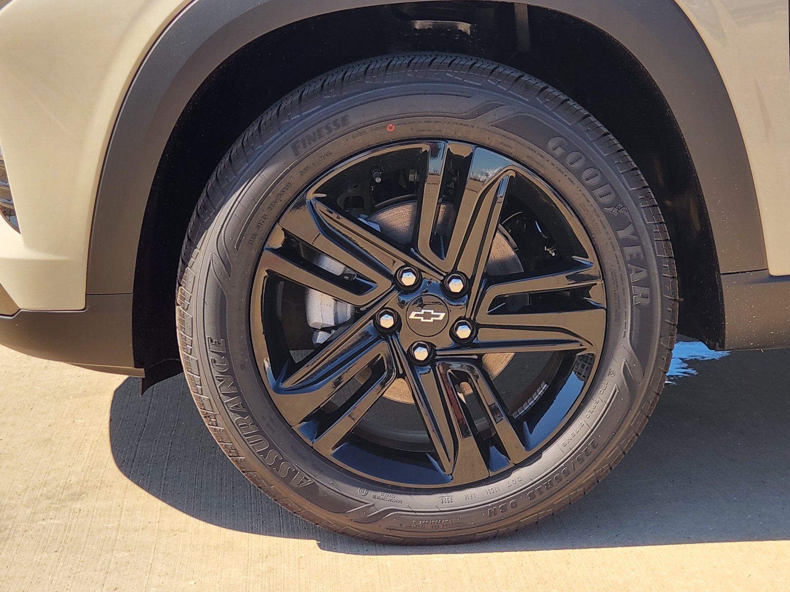 New 2026 Chevrolet Trax ACTIV w/ Driver Confidence Package FWD image 12