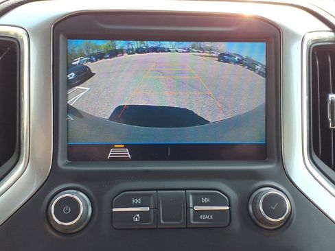 Used 2019 Chevrolet Silverado 1500 LT AWD/4WD image 19