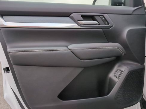 New 2026 GMC Terrain Elevation w/ Elevation Premium Package AWD/4WD image 15