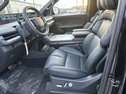 New 2025 Lincoln Navigator Reserve w/ Jet Appearance Package image 9