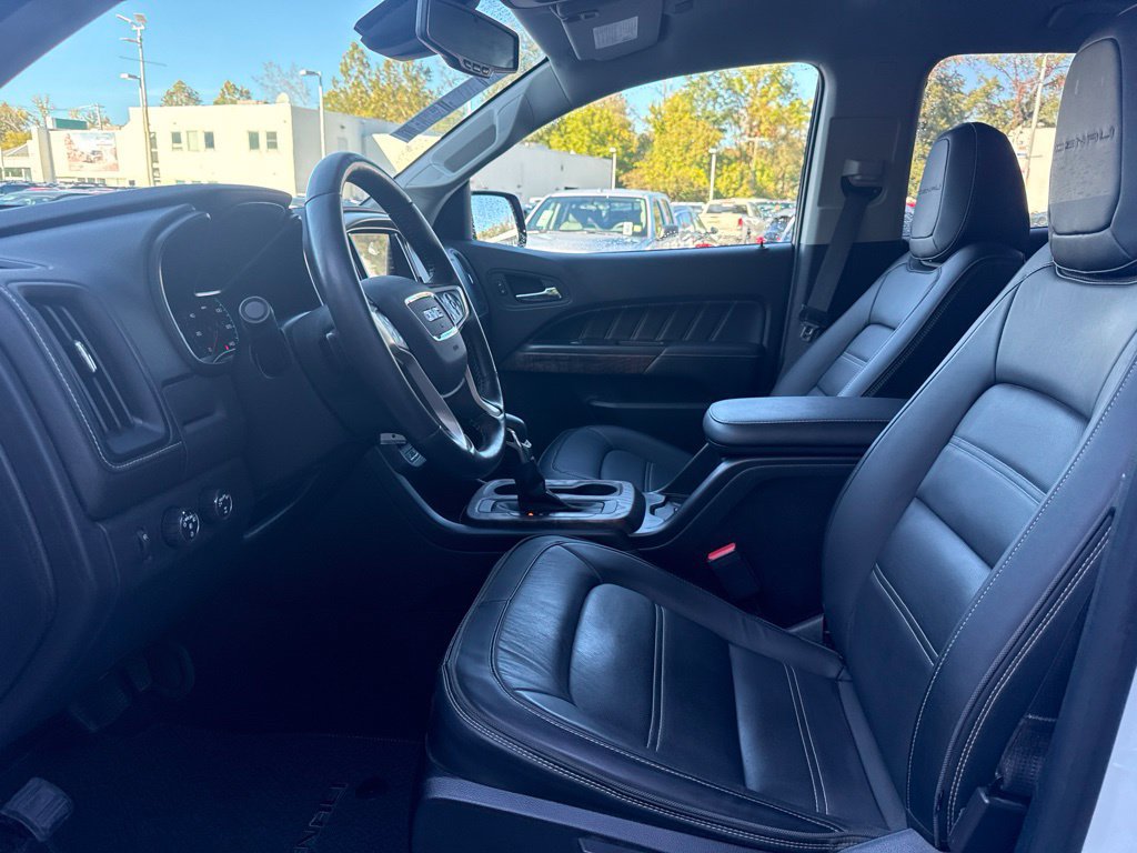Used 2022 GMC Canyon Denali AWD/4WD image 9