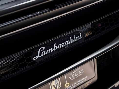 Used 2024 Lamborghini Huracan EVO AWD/4WD image 14