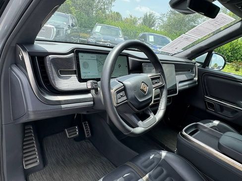 Used 2024 Rivian R1S Adventure AWD/4WD image 30