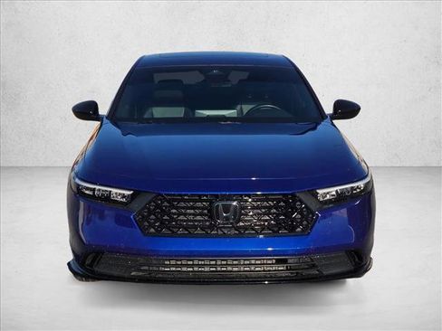 Used 2025 Honda Accord Sport image 2