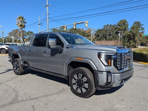 New 2026 GMC Sierra 2500 Denali w/ Denali Reserve Package image 3