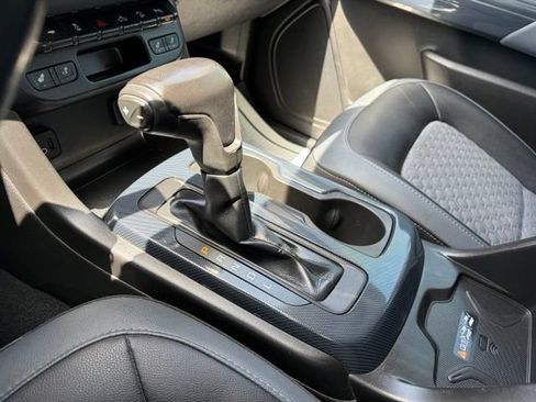 Used 2019 Chevrolet Colorado Z71 w/ Z71 Midnight Edition AWD/4WD image 24