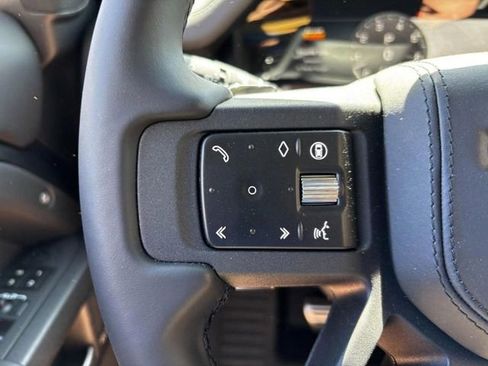 New 2025 Land Rover Defender 110 V8 AWD/4WD image 22