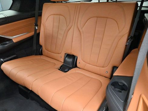 Used 2019 BMW X7 xDrive50i w/ M Sport Package AWD/4WD image 39