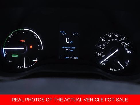 Used 2023 Toyota Sienna XLE FWD image 6