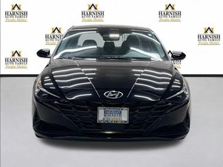 Used 2023 Hyundai Elantra SEL w/ Convenience Package FWD video 2
