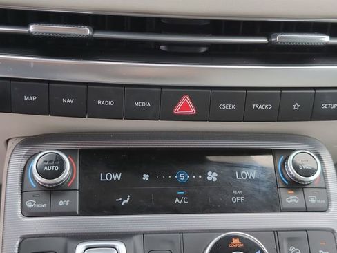 Used 2023 Hyundai Palisade Calligraphy w/ Winter Package AWD/4WD image 19