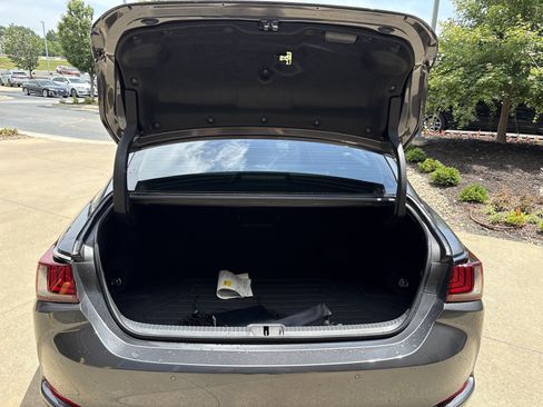 Used 2025 Lexus ES 350 w/ Accessory Package (Z1) FWD image 31