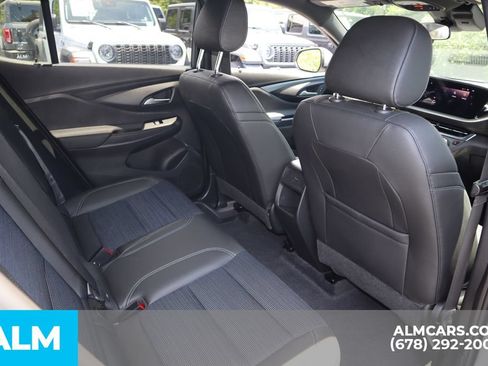 Used 2025 Buick Envista Preferred FWD image 23