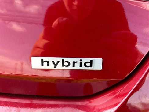 Certified 2025 Hyundai Elantra SEL FWD image 14