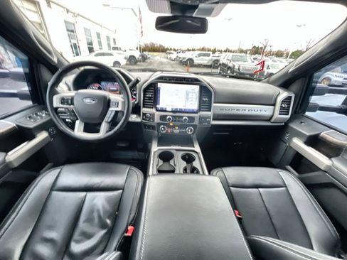 Used 2022 Ford F250 Lariat w/ Lariat Ultimate Package image 23