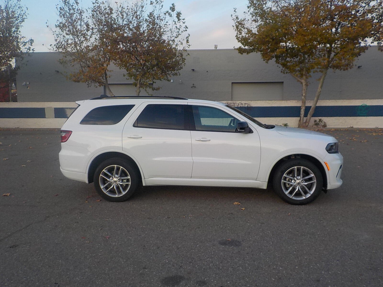 Used 2024 Dodge Durango GT AWD/4WD image 6