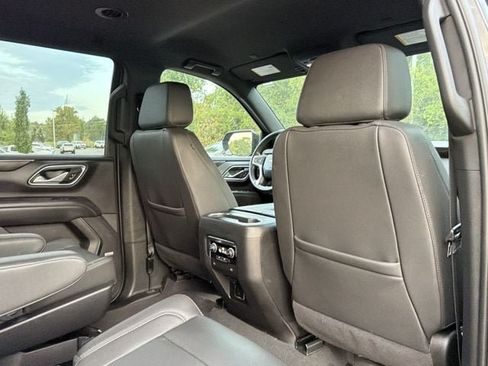 Used 2024 Chevrolet Tahoe LT RWD image 17