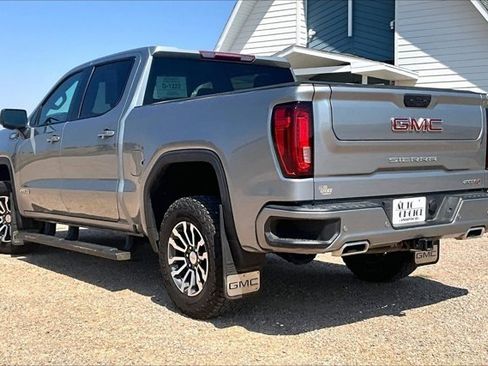 Used 2023 GMC Sierra 1500 AT4 AWD/4WD image 4