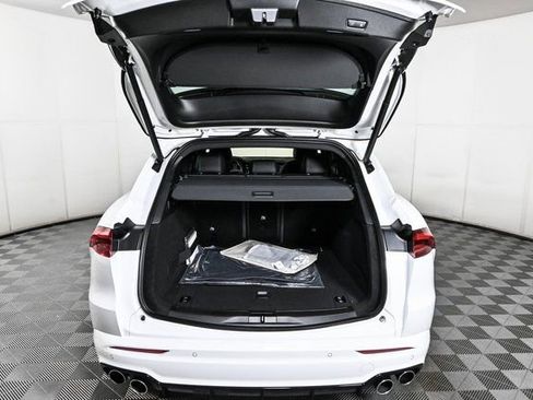 New 2025 Maserati Grecale GT AWD/4WD image 32