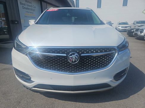 Used 2019 Buick Enclave Avenir w/ Avenir Technology Package FWD image 10
