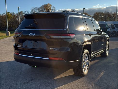 Used 2022 Jeep Grand Cherokee L Limited image 5