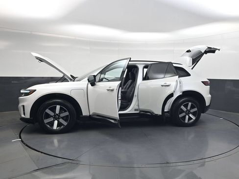 Used 2024 Honda Prologue Touring image 40