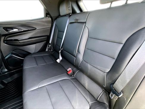 Used 2024 Chevrolet TrailBlazer RS w/ Driver Confidence Package image 24