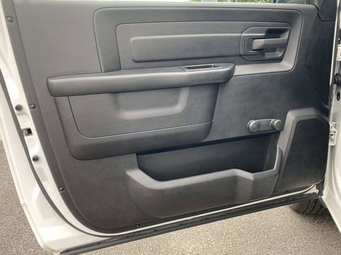Used 2018 RAM 1500 Express RWD image 15