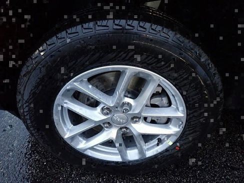 New 2025 Jeep Grand Cherokee L Laredo w/ Luxury Tech Group I image 11