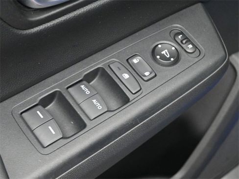 Used 2024 Honda CR-V EX image 13