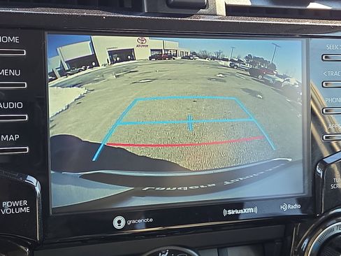 Used 2024 Toyota 4Runner TRD Off-Road Premium image 18