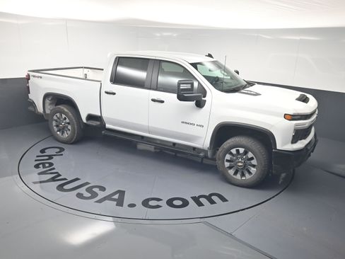 Used 2024 Chevrolet Silverado 2500 Custom w/ Custom Convenience Package AWD/4WD image 23