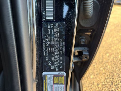 Used 2025 Kia K4 LXS image 24