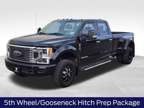 Certified 2022 Ford F350 Lariat w/ Lariat Ultimate Package image 5