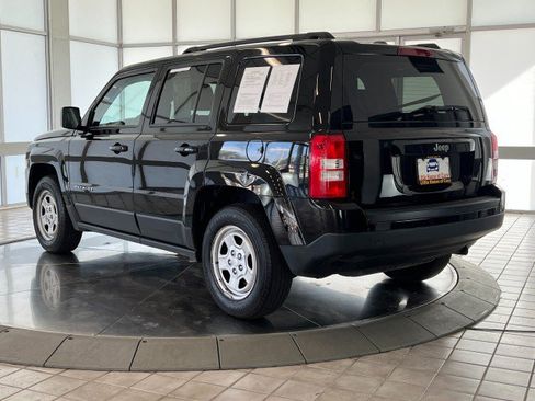 Used 2016 Jeep Patriot Sport w/ Power Value Group FWD image 5