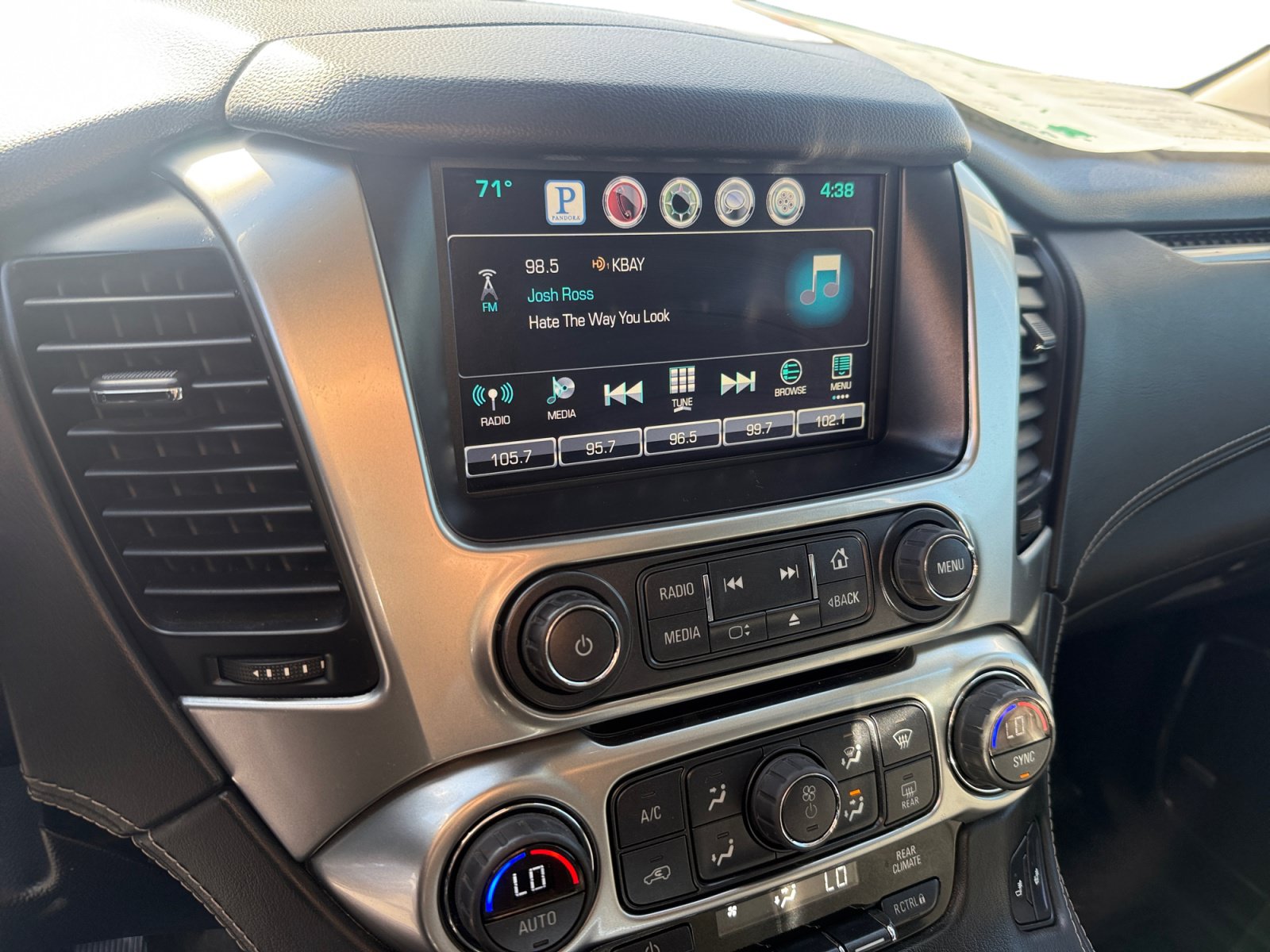 Used 2016 Chevrolet Tahoe LT RWD image 12