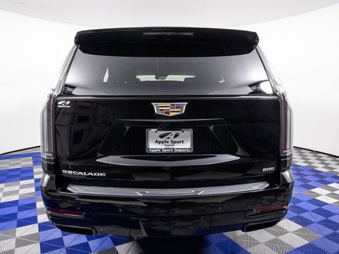 Used 2025 Cadillac Escalade Sport w/ Touring Package image 6