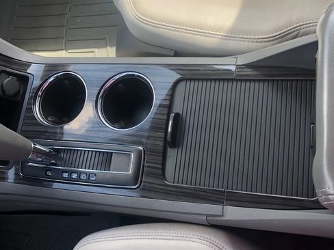 Used 2014 Chevrolet Traverse LT image 36