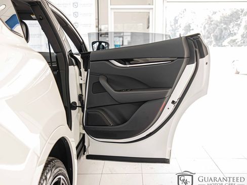 Used 2022 Maserati Levante GT image 43