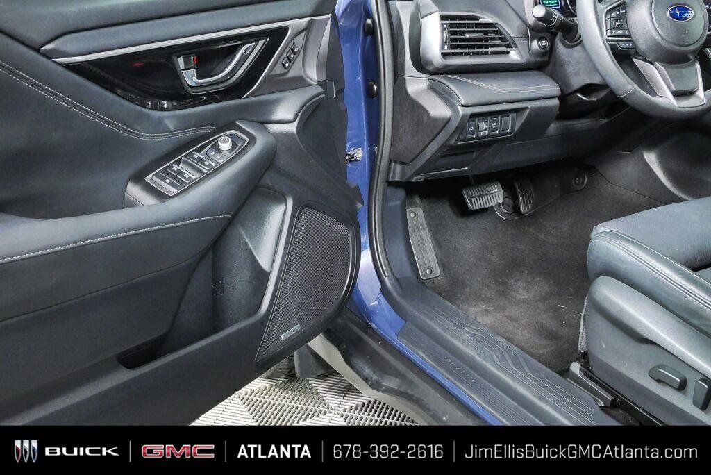 Used 2023 Subaru Outback Limited XT AWD/4WD image 7