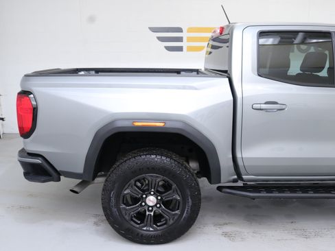 Used 2023 GMC Canyon Elevation image 10