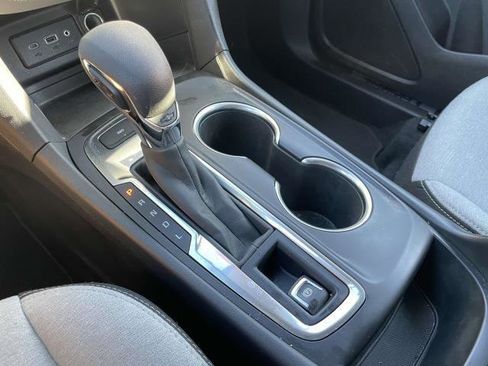 Used 2024 Chevrolet Equinox LS w/ LS Convenience Package image 28