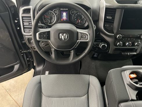 Used 2023 RAM 1500 Big Horn AWD/4WD image 19